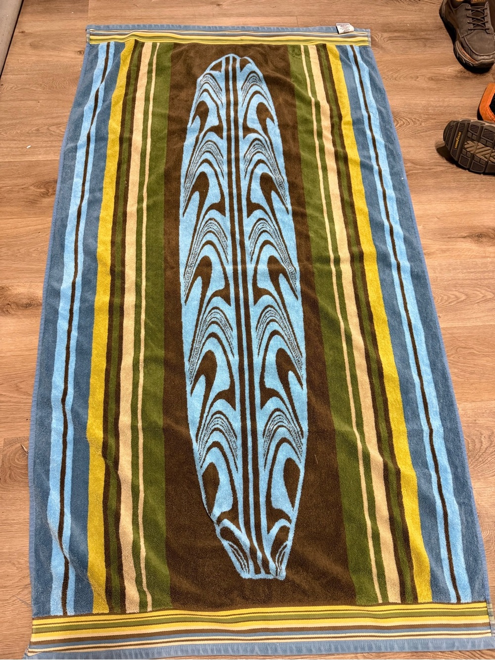 Kirkland Beach Towel Stripes, Surfboards & Fish 100% Egyptian Cotton 65 x 36